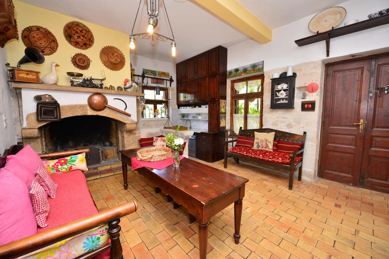 Viglatoras Apartment Sarkhos Luaran gambar